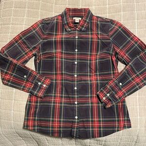 J.Crew women’s Black Red Tartan buttondown size 6